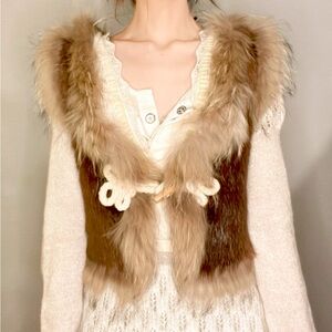 2000’s fur vest